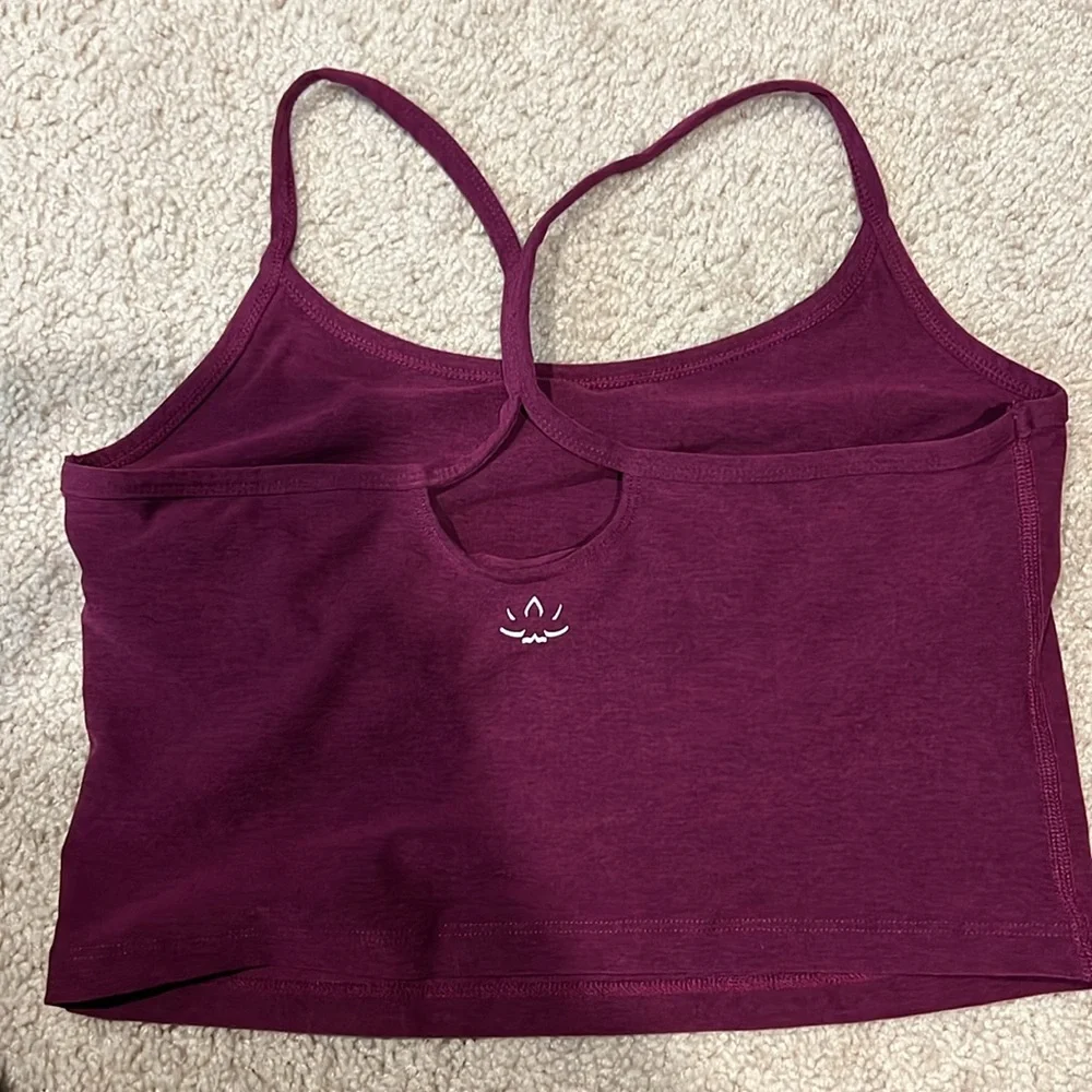 Beyond yoga top 
Size L - Picture 2 of 3